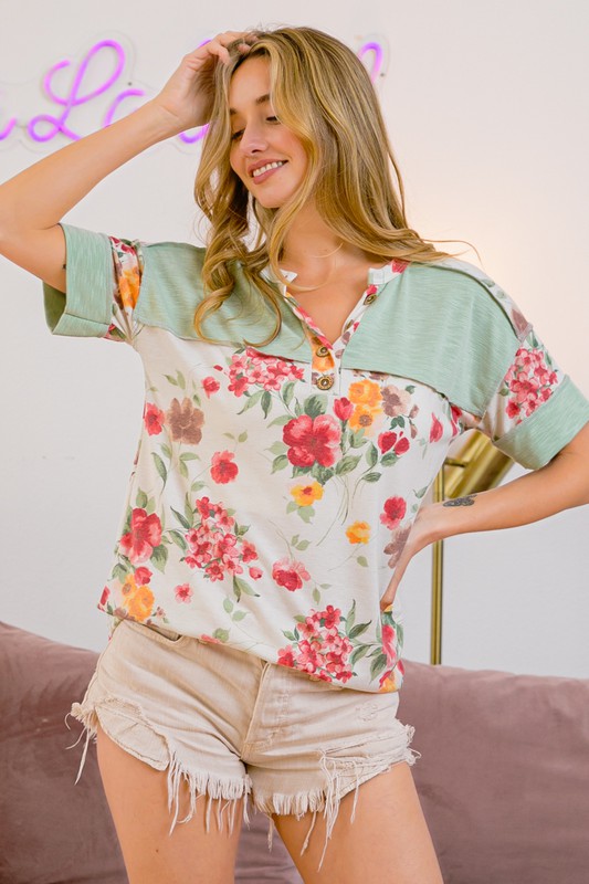  Floral Patchwork Button Tee