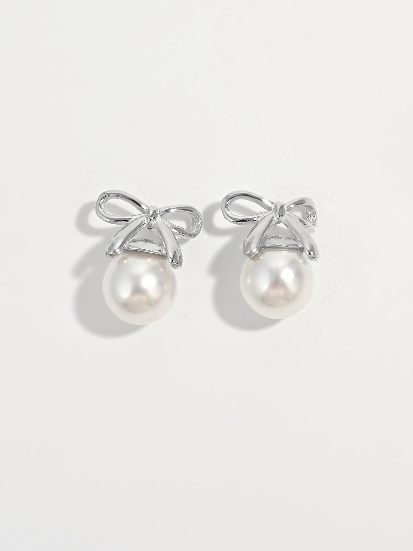 Coquette Pearl Bow Earrings
