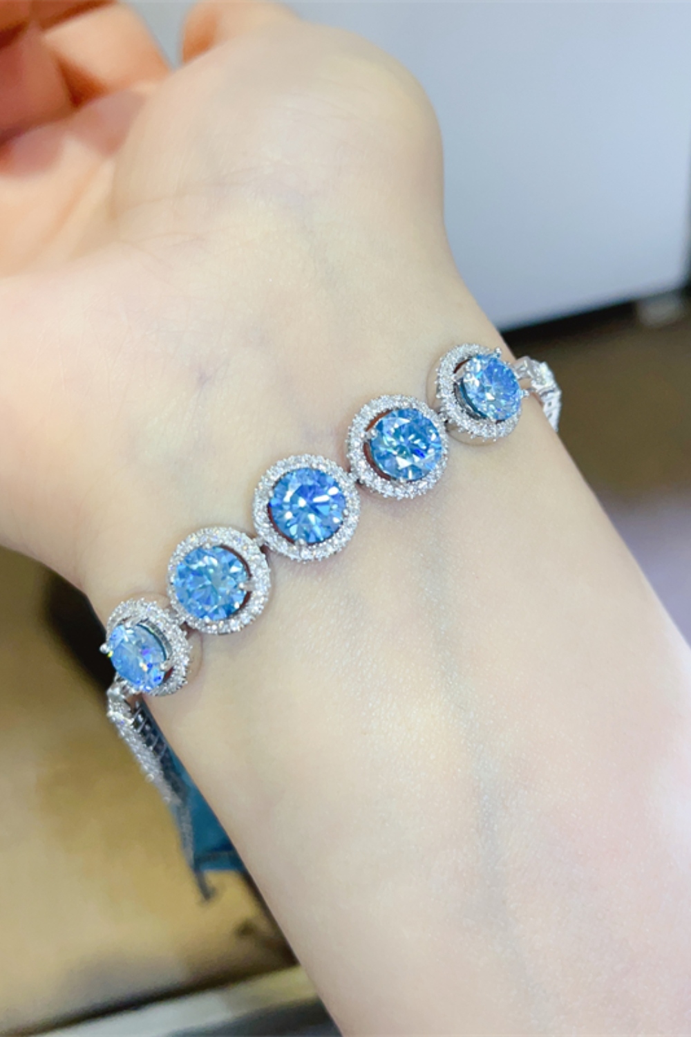 Starglow Moissanite Halo Bracelet