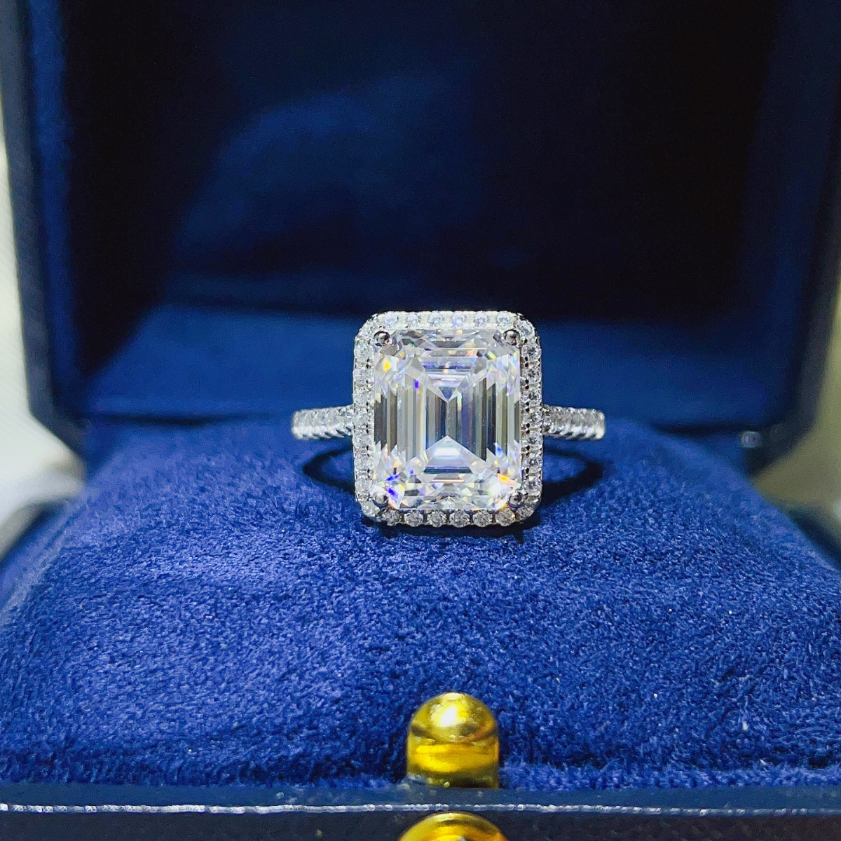 Starglow Moissanite Ring